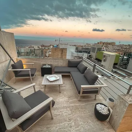 Penthouse With Jacuzzi & Panoramic Views - Heart Of Apartamento *