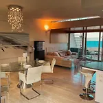 Penthouse With Jacuzzi & Panoramic Views - Heart Of *