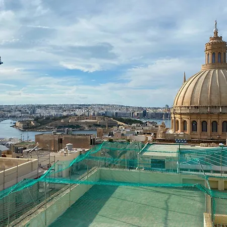 Apartment Penthouse With Jacuzzi & Panoramic Views - Heart Of