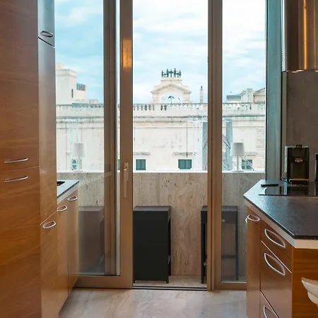 Apartment Penthouse With Jacuzzi & Panoramic Views - Heart Of
