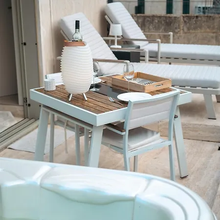 Penthouse With Jacuzzi & Panoramic Views - Heart Of Apartment Valletta