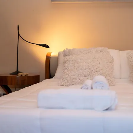 Penthouse With Jacuzzi & Panoramic Views - Heart Of Apartment Valletta