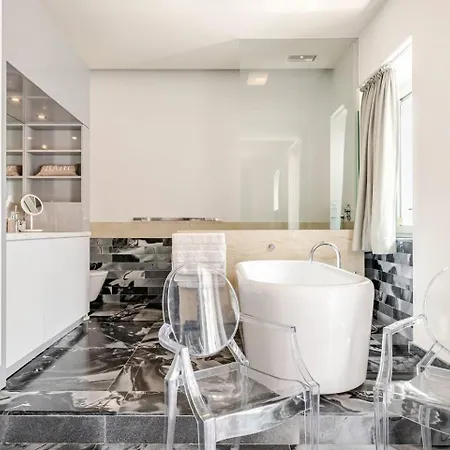 Apartment Penthouse With Jacuzzi & Panoramic Views - Heart Of *