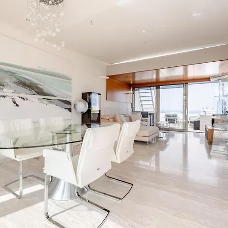 Apartament Panoramic Penthouse With Jacuzzi In By Mr Homes Valletta