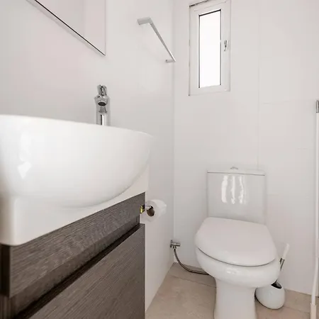 Panoramic Penthouse With Jacuzzi In By Mr Homes * Valletta