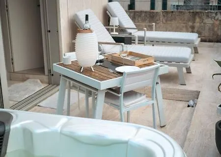 Penthouse With Jacuzzi & Panoramic Views - Heart Of *