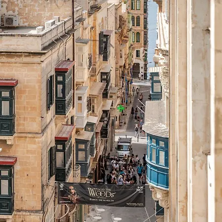 Penthouse With Jacuzzi & Panoramic Views - Heart Of Valletta