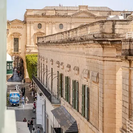 Penthouse With Jacuzzi & Panoramic Views - Heart Of