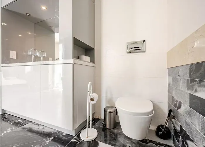 Apartment Penthouse With Jacuzzi & Panoramic Views - Heart Of *